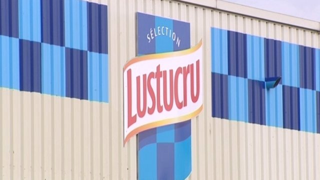 COMMUNAY (69), Visite Usine Lustucru Frais